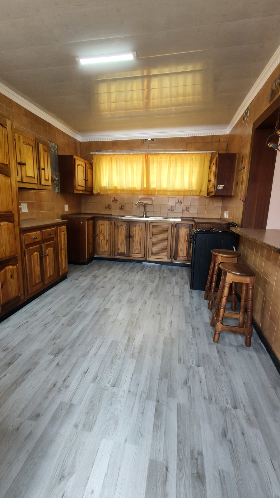 5 Bedroom Property for Sale in Hennenman Free State
